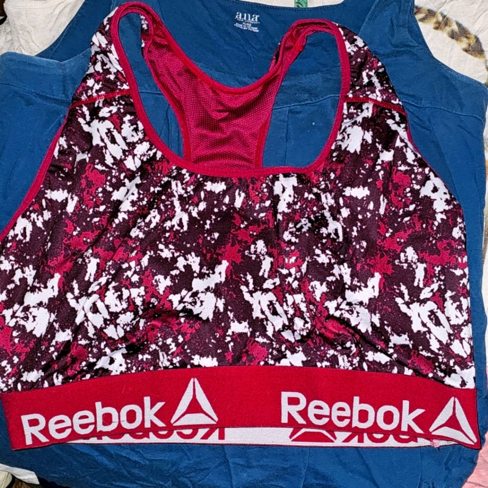Sports bra